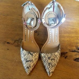 Dolce Vita Shoes - Dolce Vita NWOB Dolce Vita Shoes - Dolce Vita NWOB